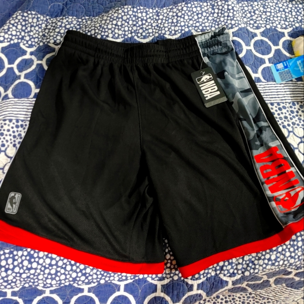 NBA Basketball Shorts Black & Red